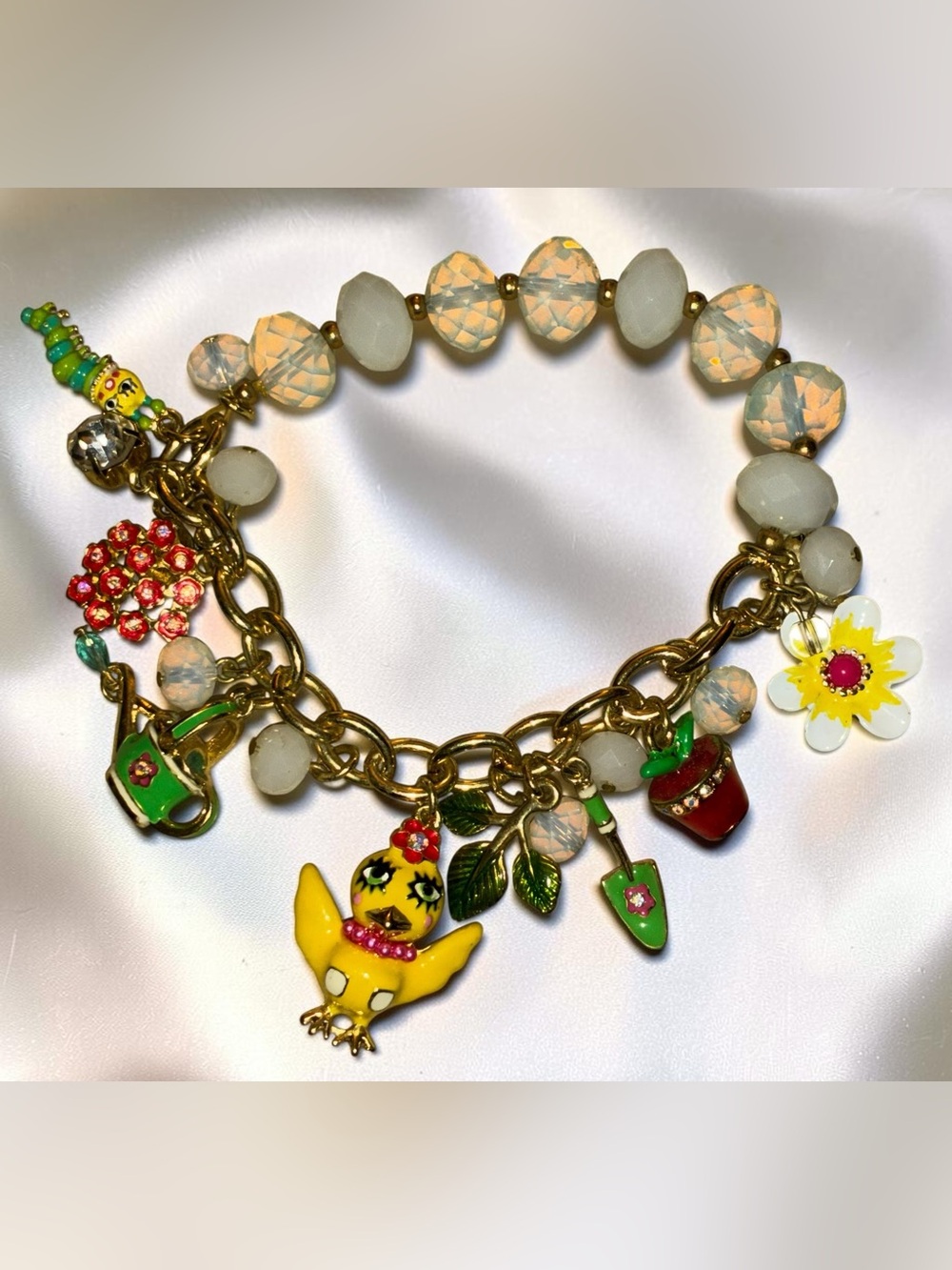 BETSEY JOHNSON Vintage Chick Garden Party Backyard Garden Spring Chick Bracelet - Picture 3 of 6